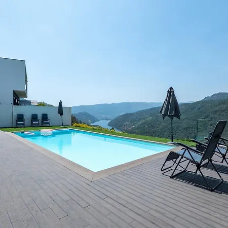 Geres Paradise - Serenity Feriehus